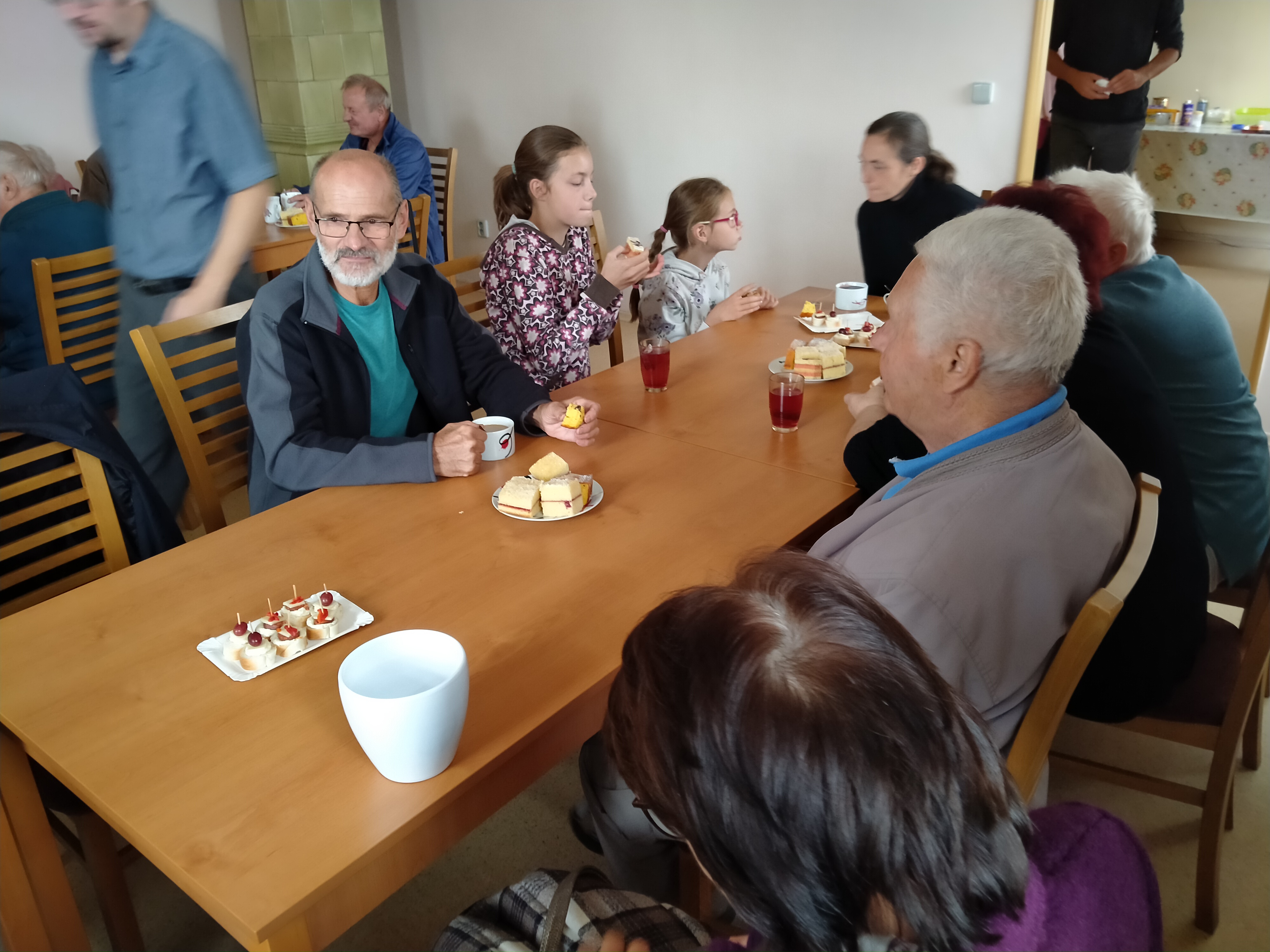 Farní kavárna - fotografie 3