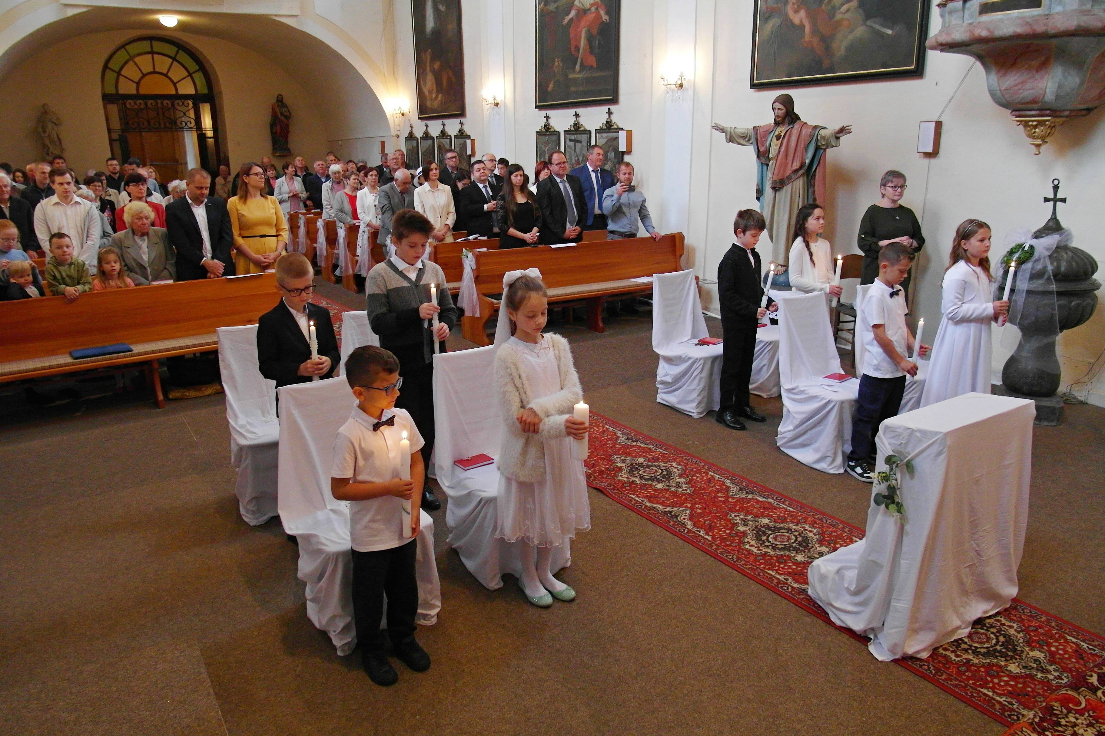 První svaté přijímání 2024 - fotografie 8