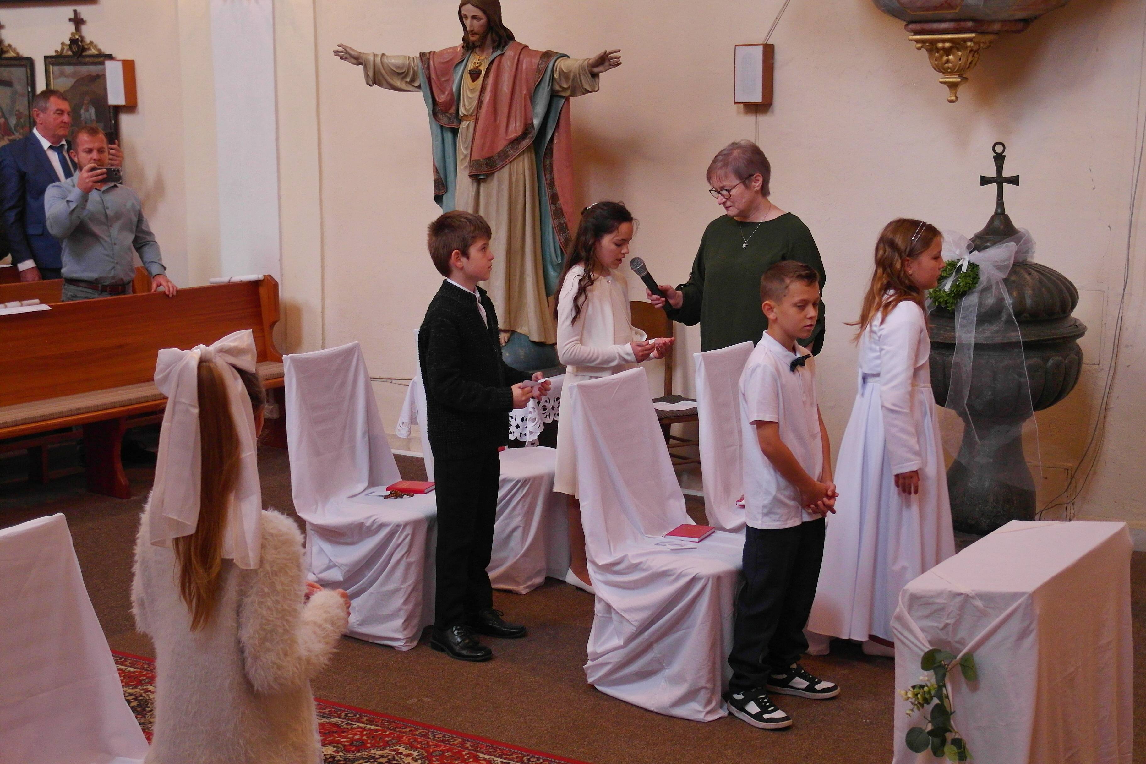 První svaté přijímání 2024 - fotografie 10