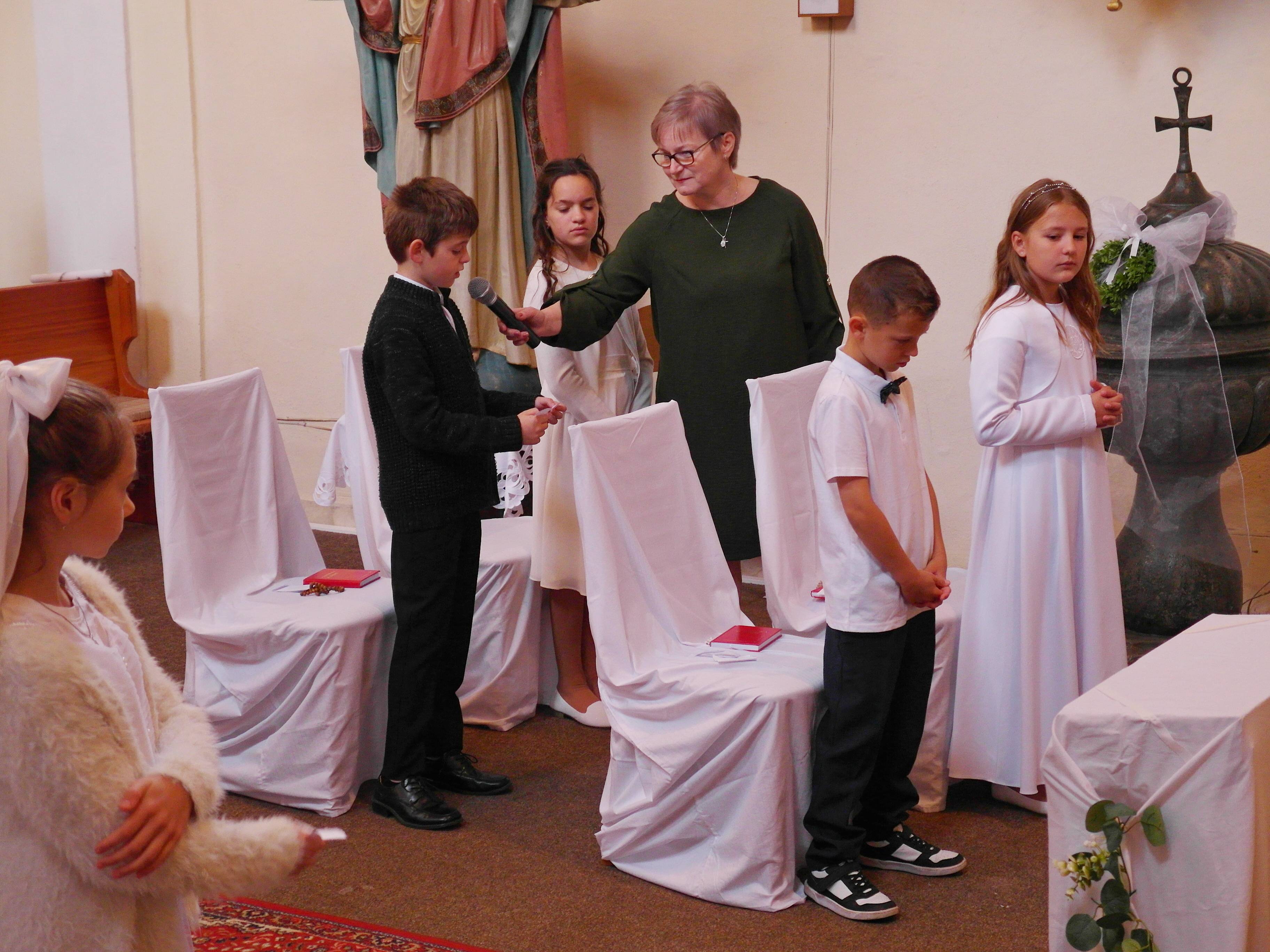První svaté přijímání 2024 - fotografie 11