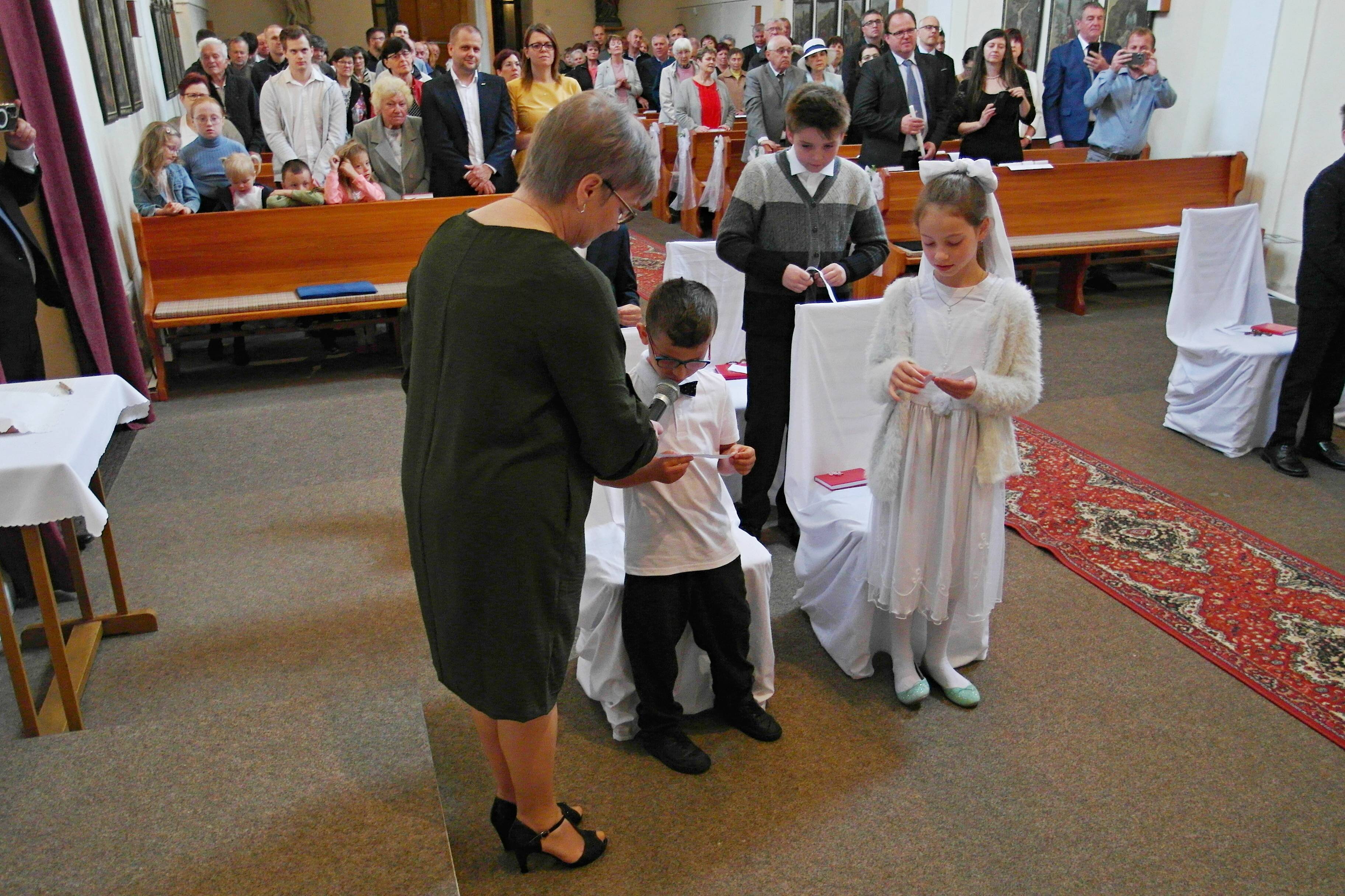 První svaté přijímání 2024 - fotografie 13