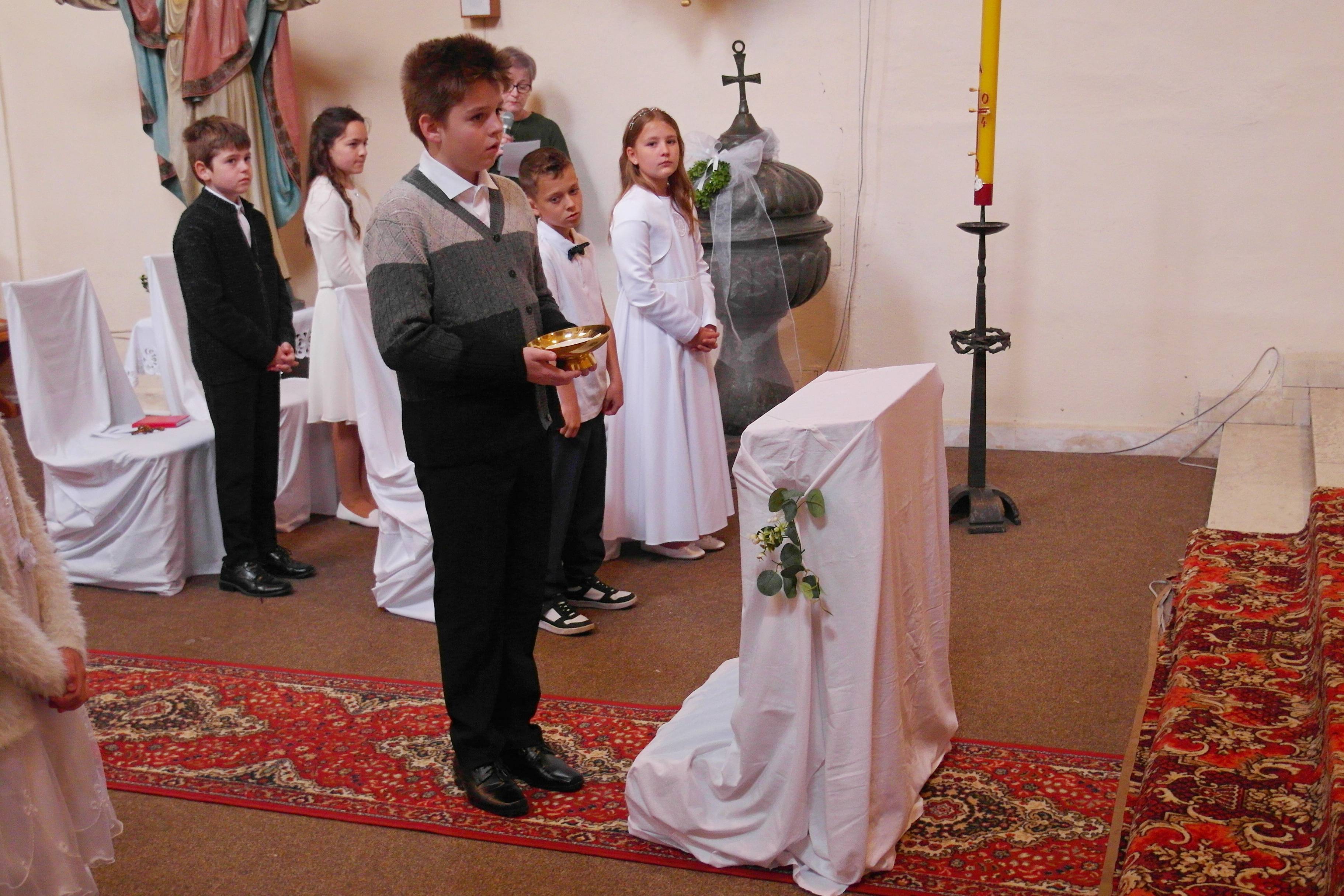 První svaté přijímání 2024 - fotografie 32