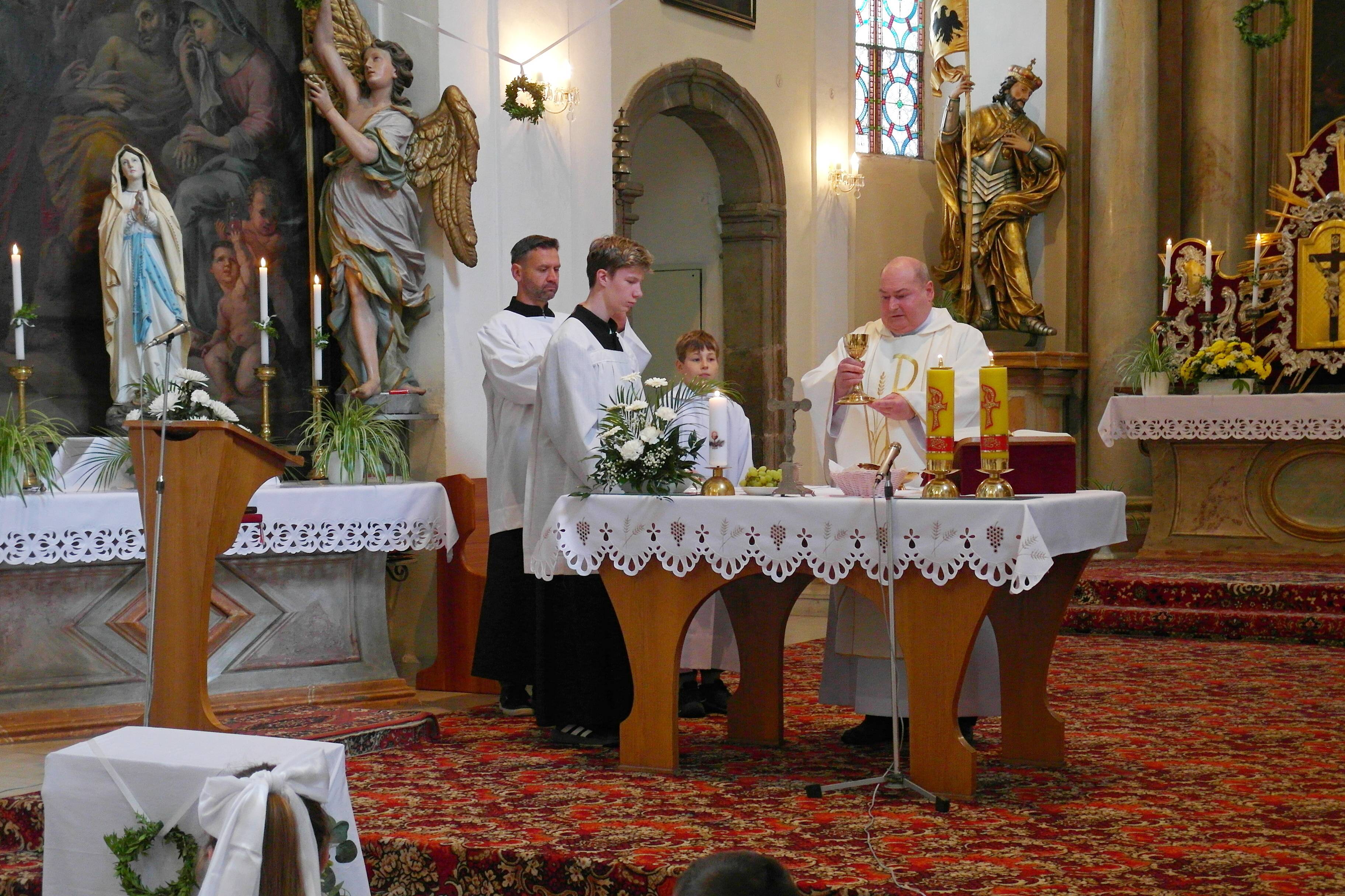 První svaté přijímání 2024 - fotografie 35