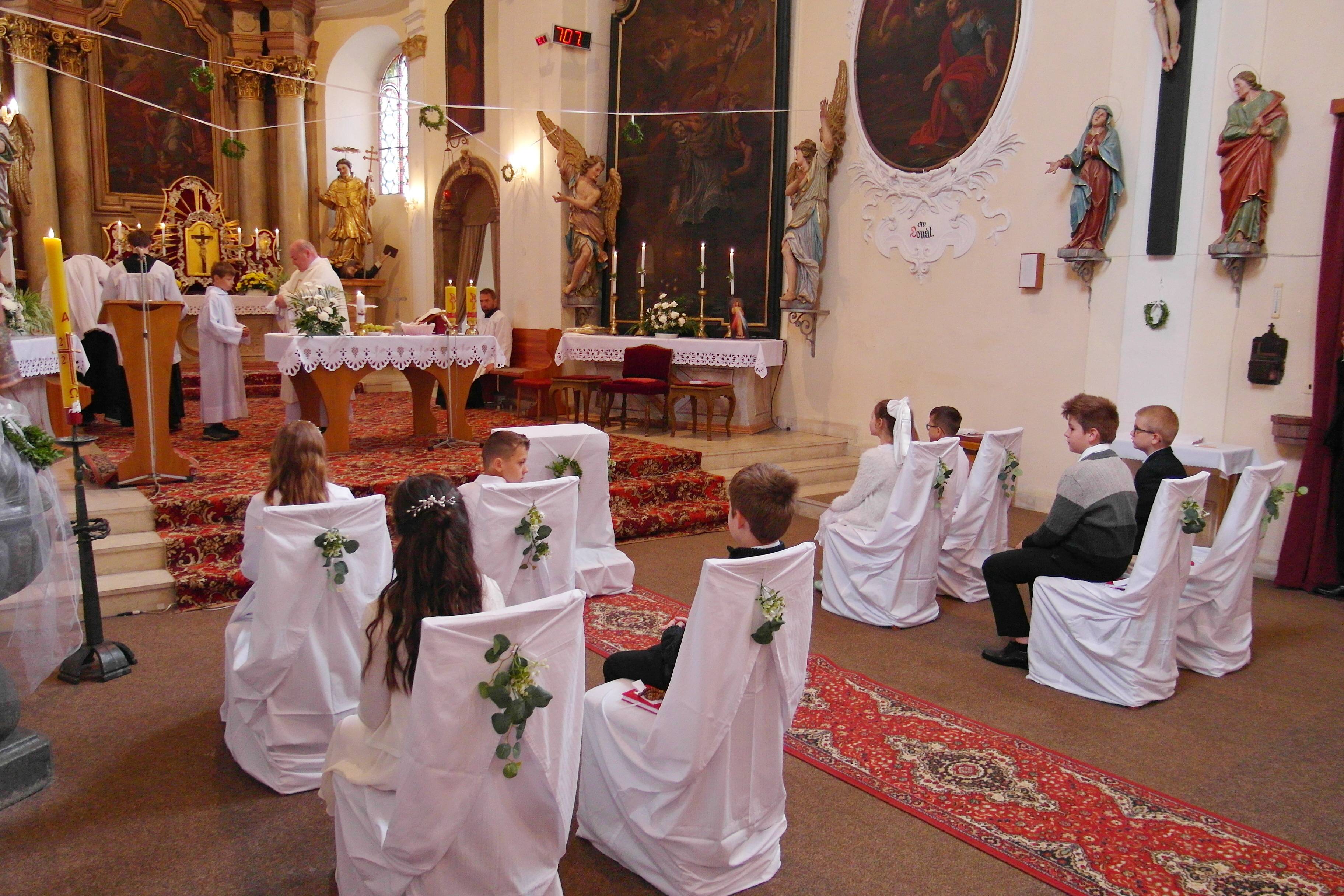 První svaté přijímání 2024 - fotografie 36