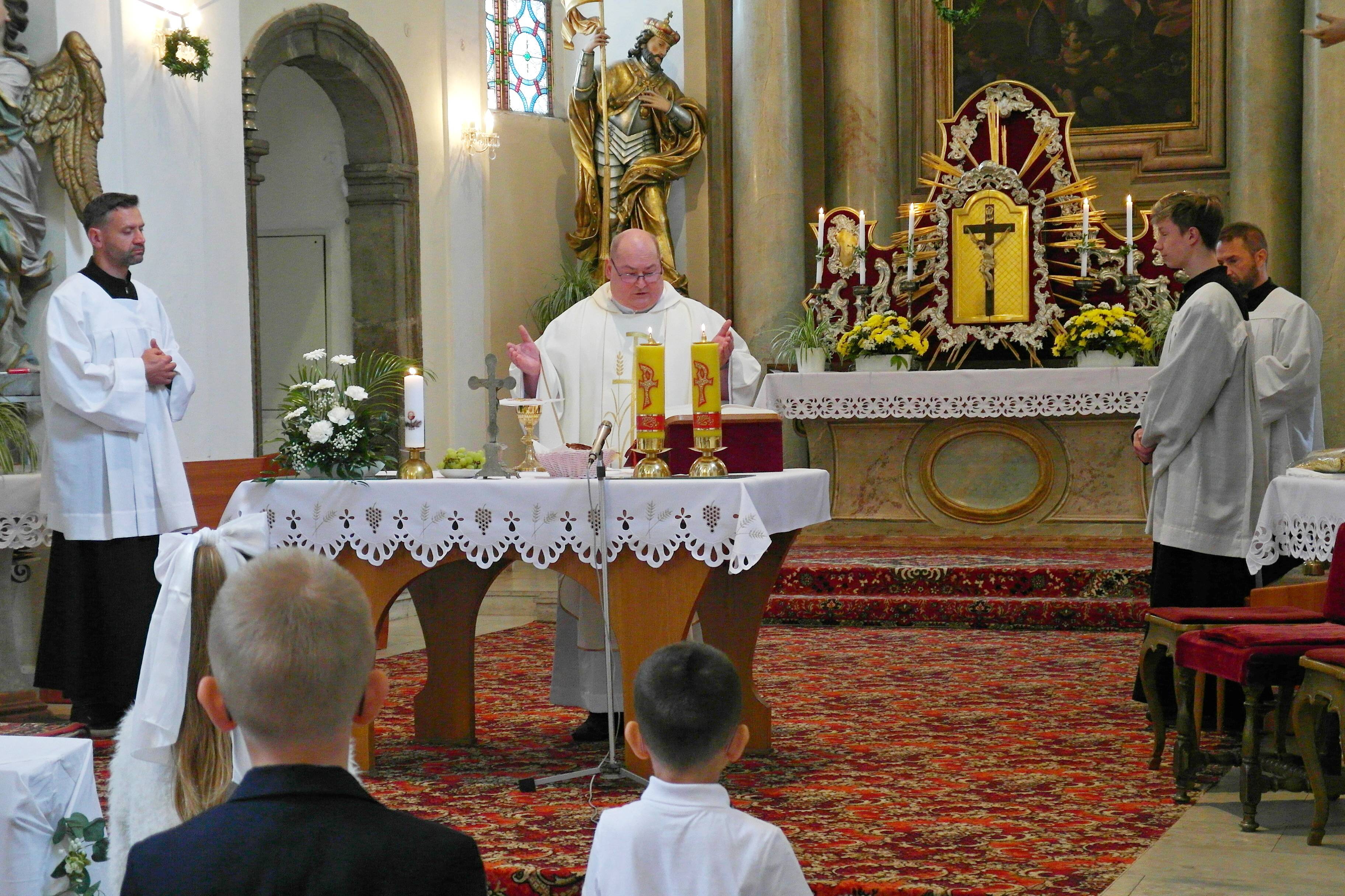 První svaté přijímání 2024 - fotografie 38