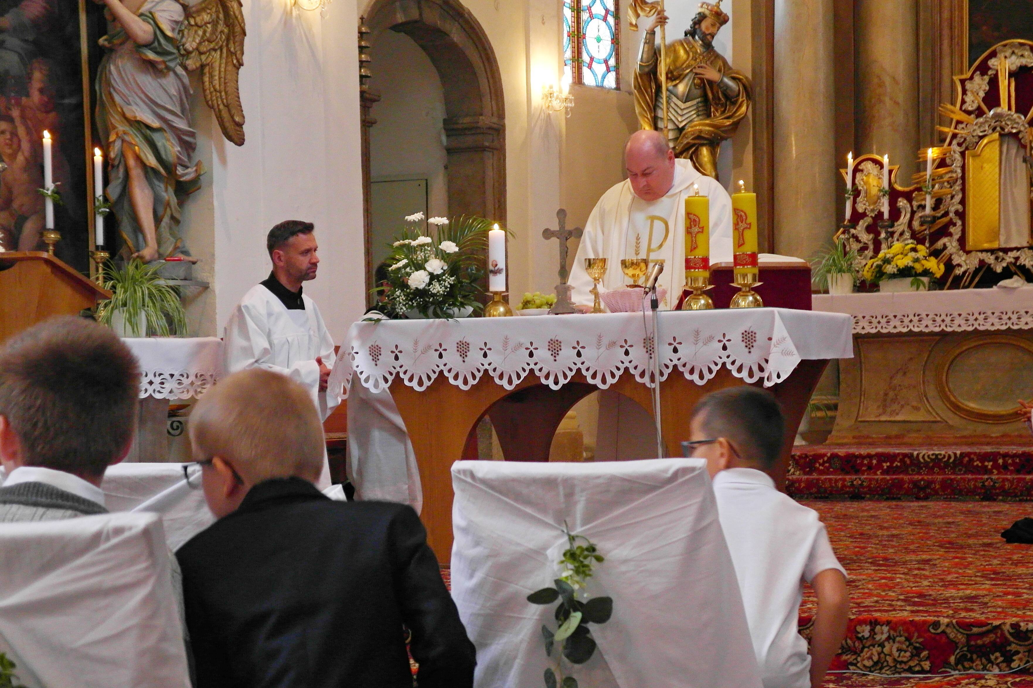 První svaté přijímání 2024 - fotografie 41