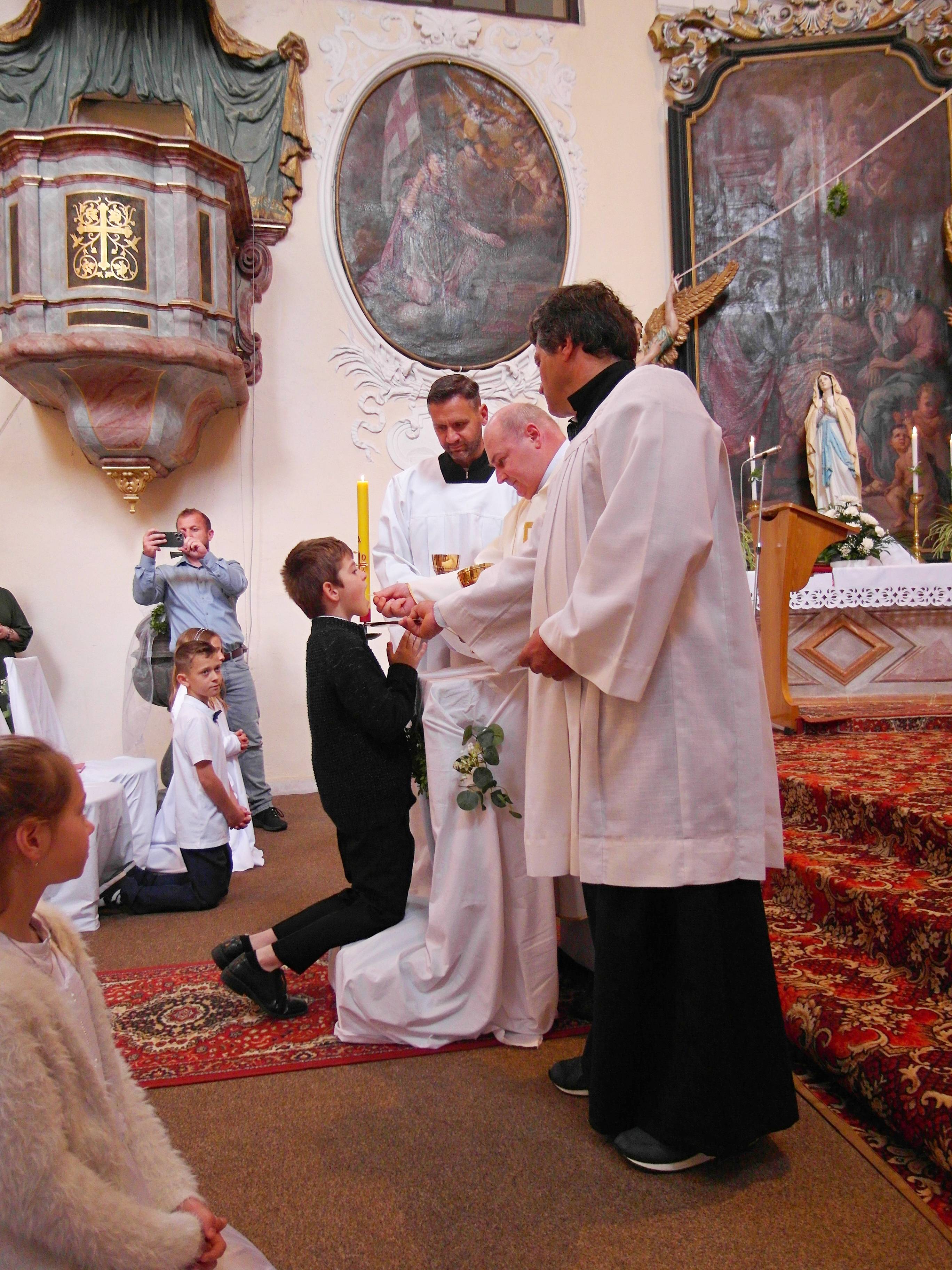 První svaté přijímání 2024 - fotografie 54